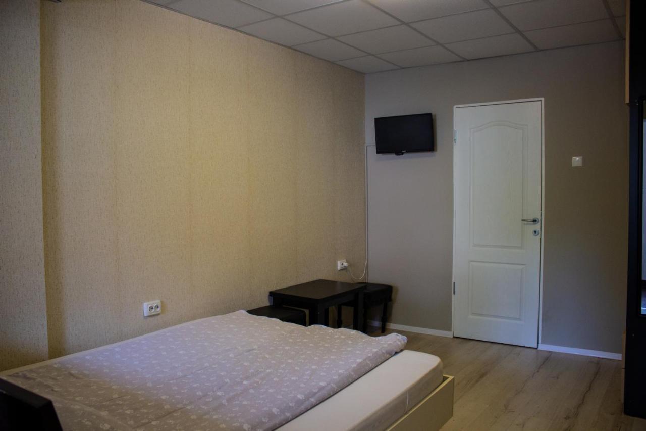 Yox Apartment 4 Орадя Экстерьер фото
