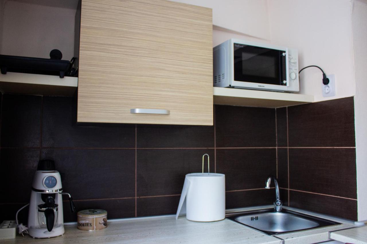 Yox Apartment 4 Орадя Экстерьер фото